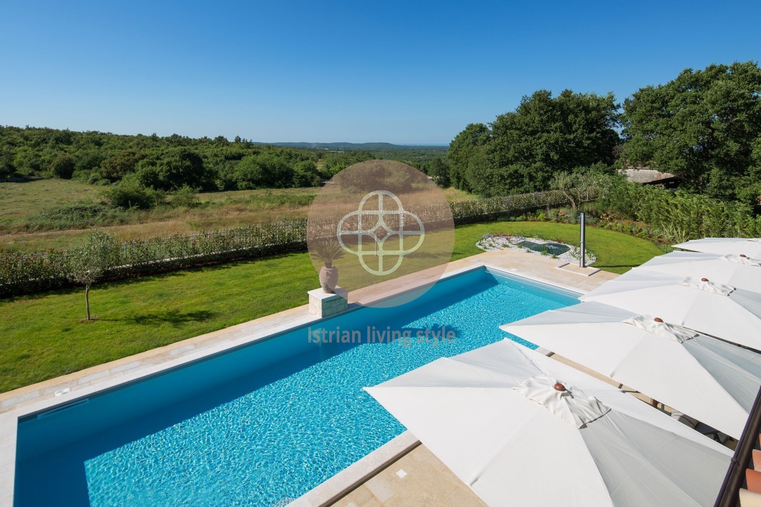 Photo of Exclusive villa with swimming pool and sports fields