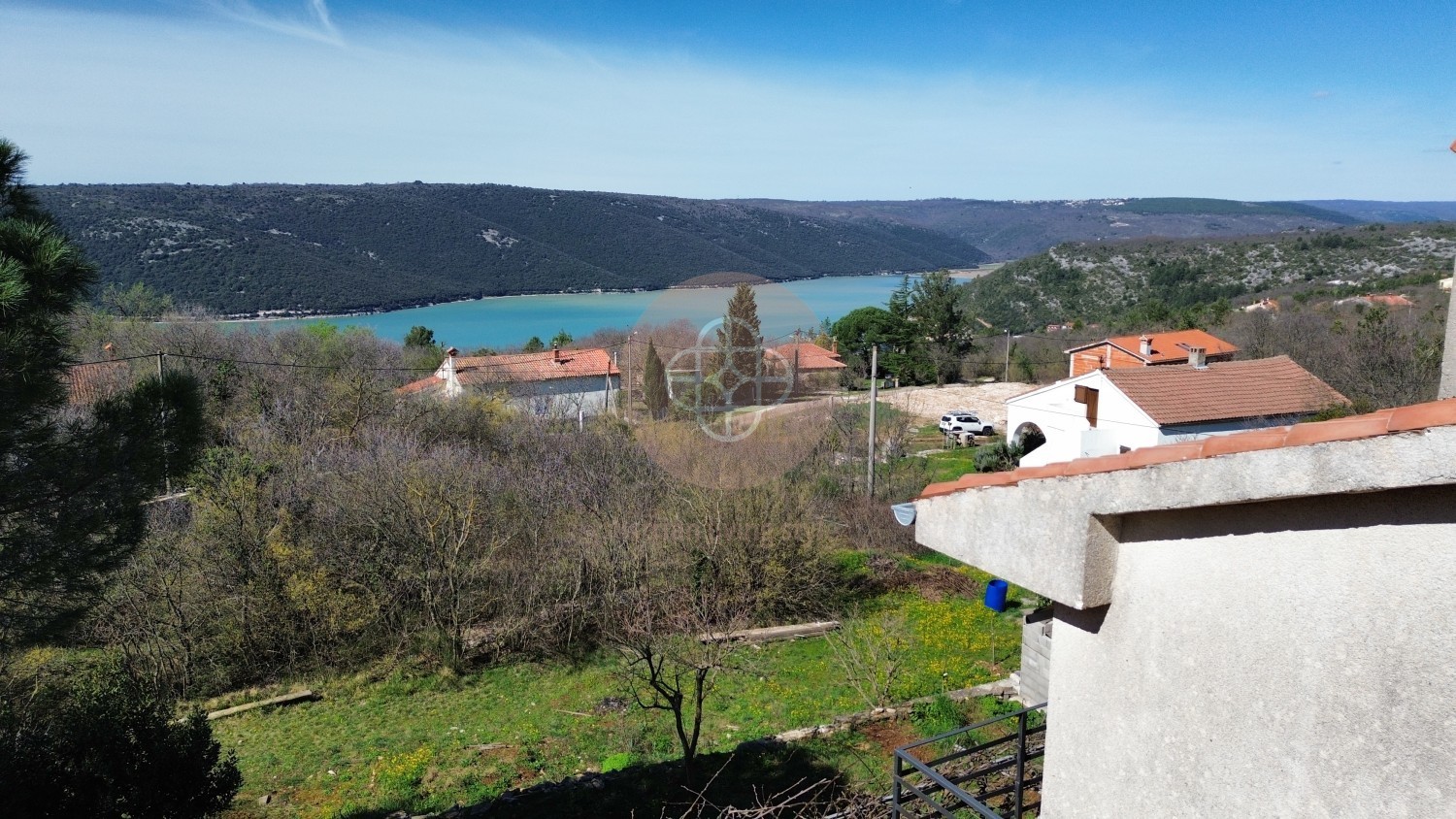 Photo of Semi-detached house with sea view # 2 apartments + basement # Istria