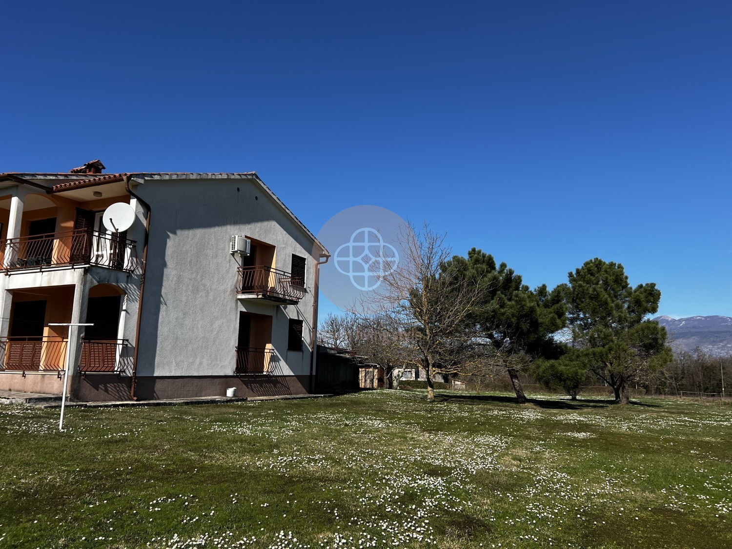 Photo of Expatriate Dream – Two-Family House with Additional Building Plot and Views of the Učka