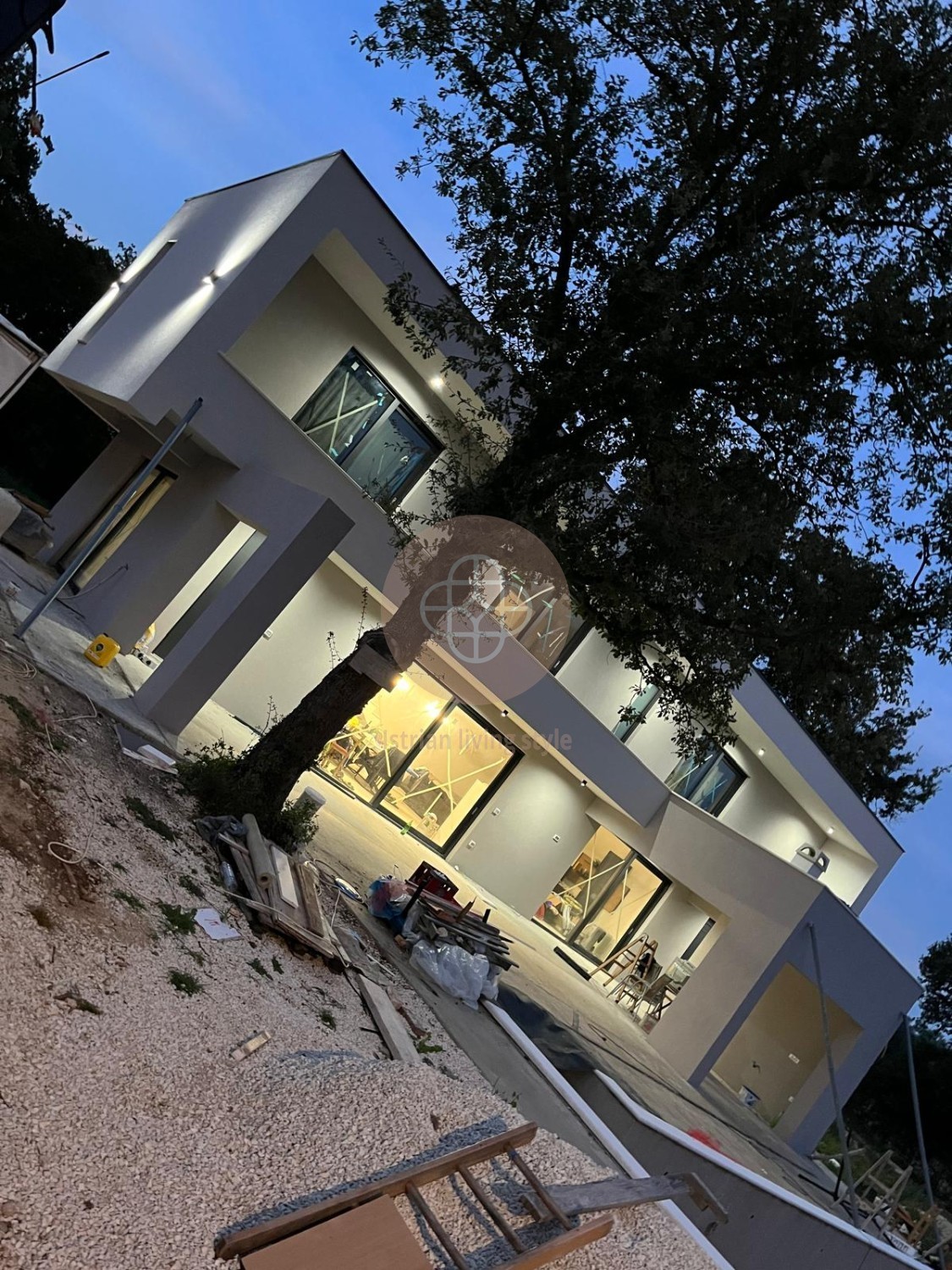 Photo of *New construction* Stylish villa in exposed location at the gates of Pula