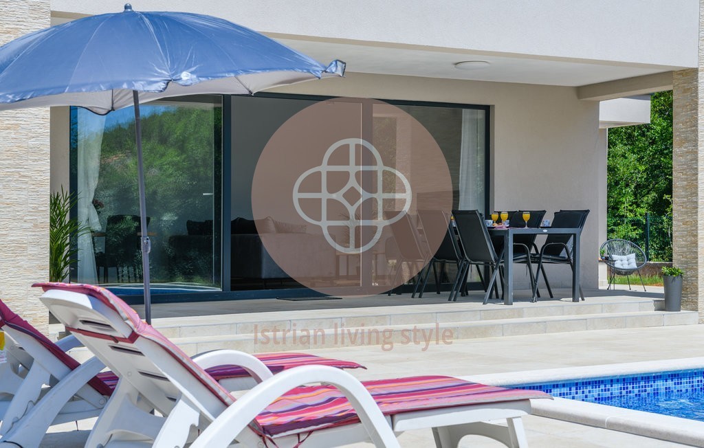 Photo of Beautiful one-story house with swimming pool near the sea, Istria - surroundings of the town of Labin.