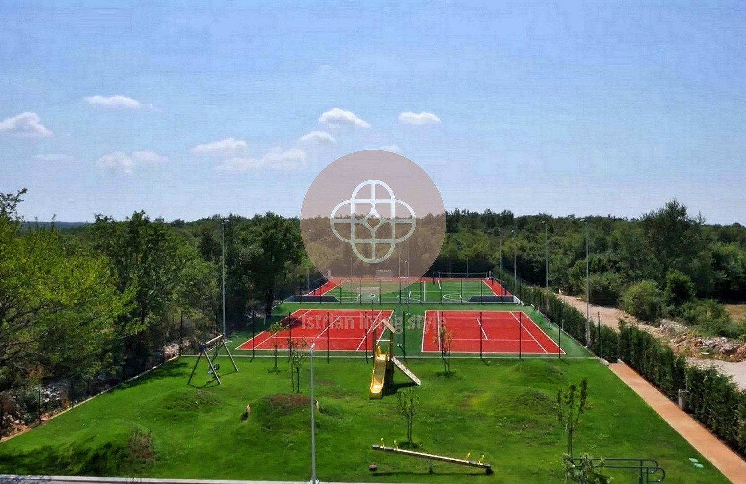 Photo of Exclusive villa with swimming pool and sports fields