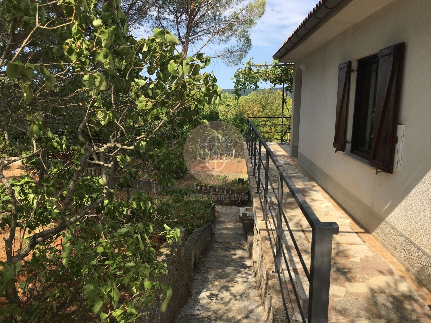 Photo of Semi-detached house with sea view # 2 apartments + basement # Istria