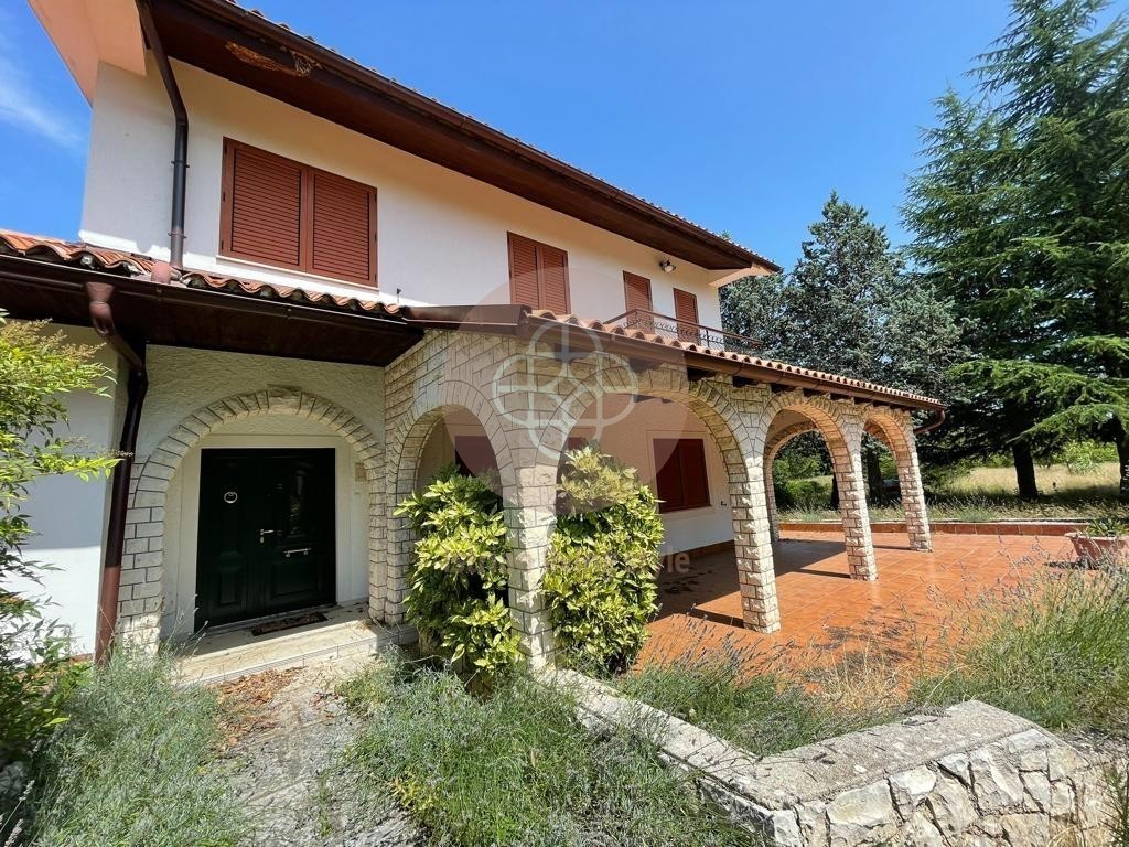 Photo of Rustic detached house with a spacious garden, a barn and a wine cellar