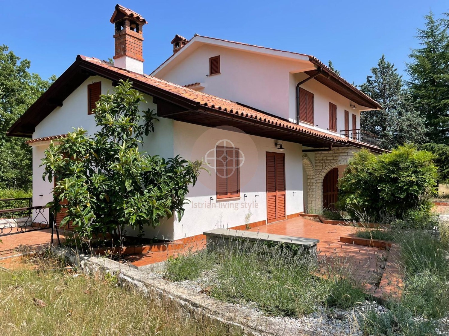 Photo of Rustic detached house with a spacious garden, a barn and a wine cellar