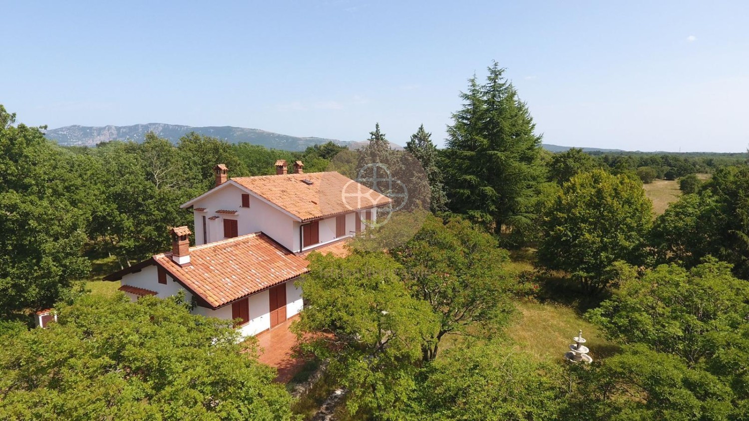 Photo of Rustic detached house with a spacious garden, a barn and a wine cellar