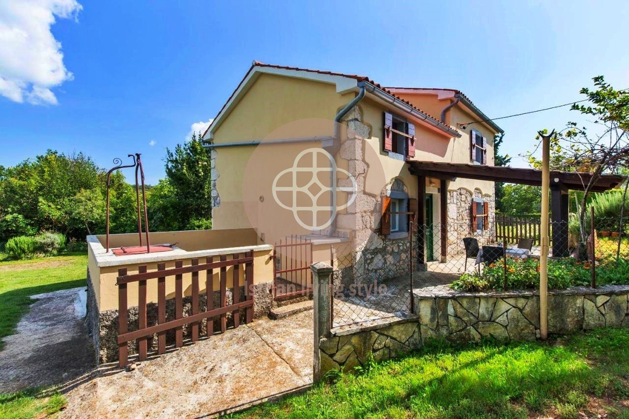 Istrian stone house in a small village near Labin! Accommodation in Labin