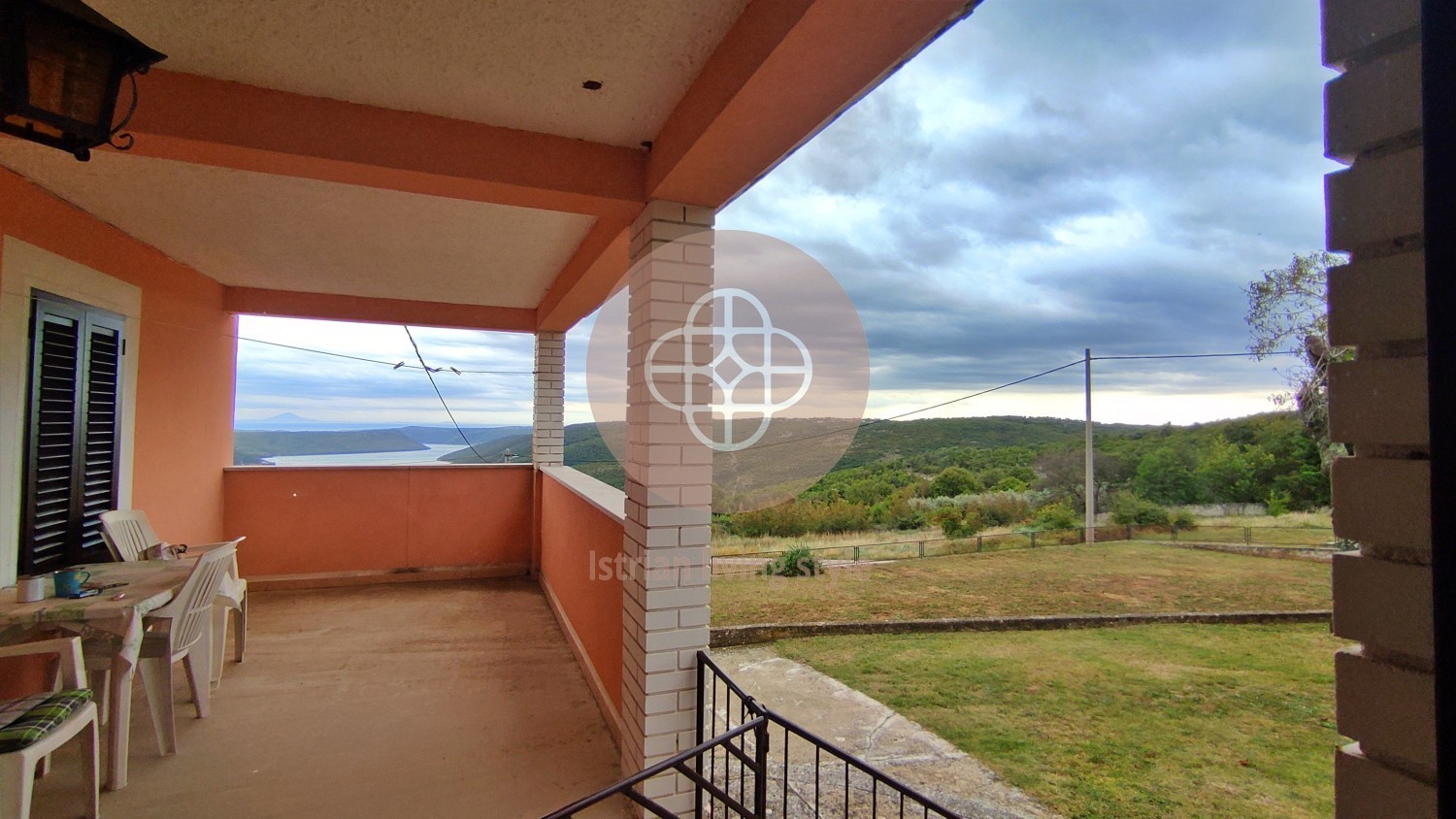 Photo of House in a row with a unique view of the sea!