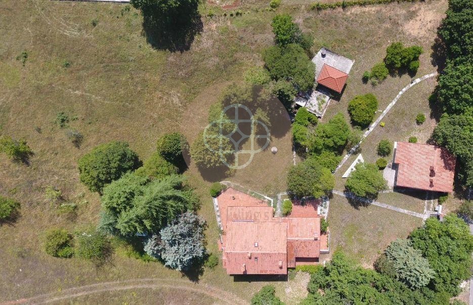 Photo of Rustic detached house with a spacious garden, a barn and a wine cellar