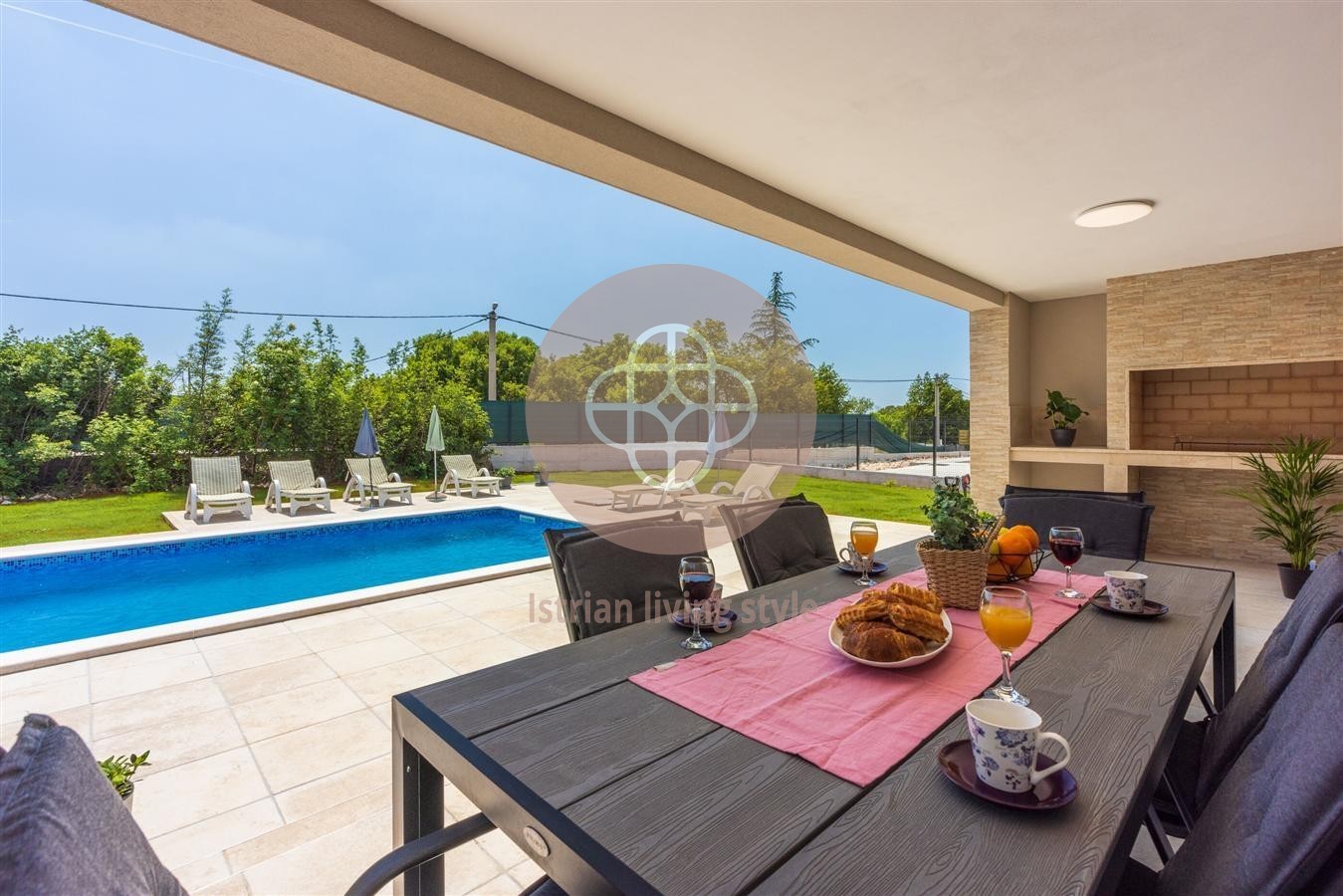 Photo of Beautiful one-story house with swimming pool near the sea, Istria - surroundings of the town of Labin.