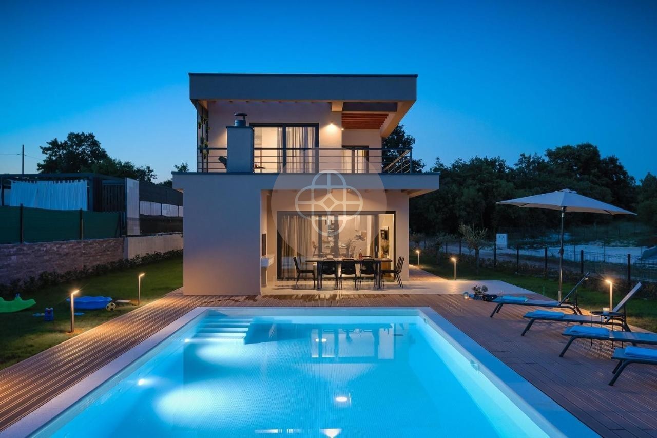 Photo of A villa in central Istria in a quiet village with a heated pool and 5 bedrooms!