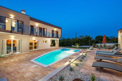 Unikat im Grünen *Auszeit zum Ankommen* Villa zum GLÜCKLICHSEIN
